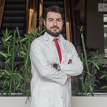 Op. Dr. Atakan Ezici